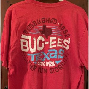 buc-ee’s t-shirt